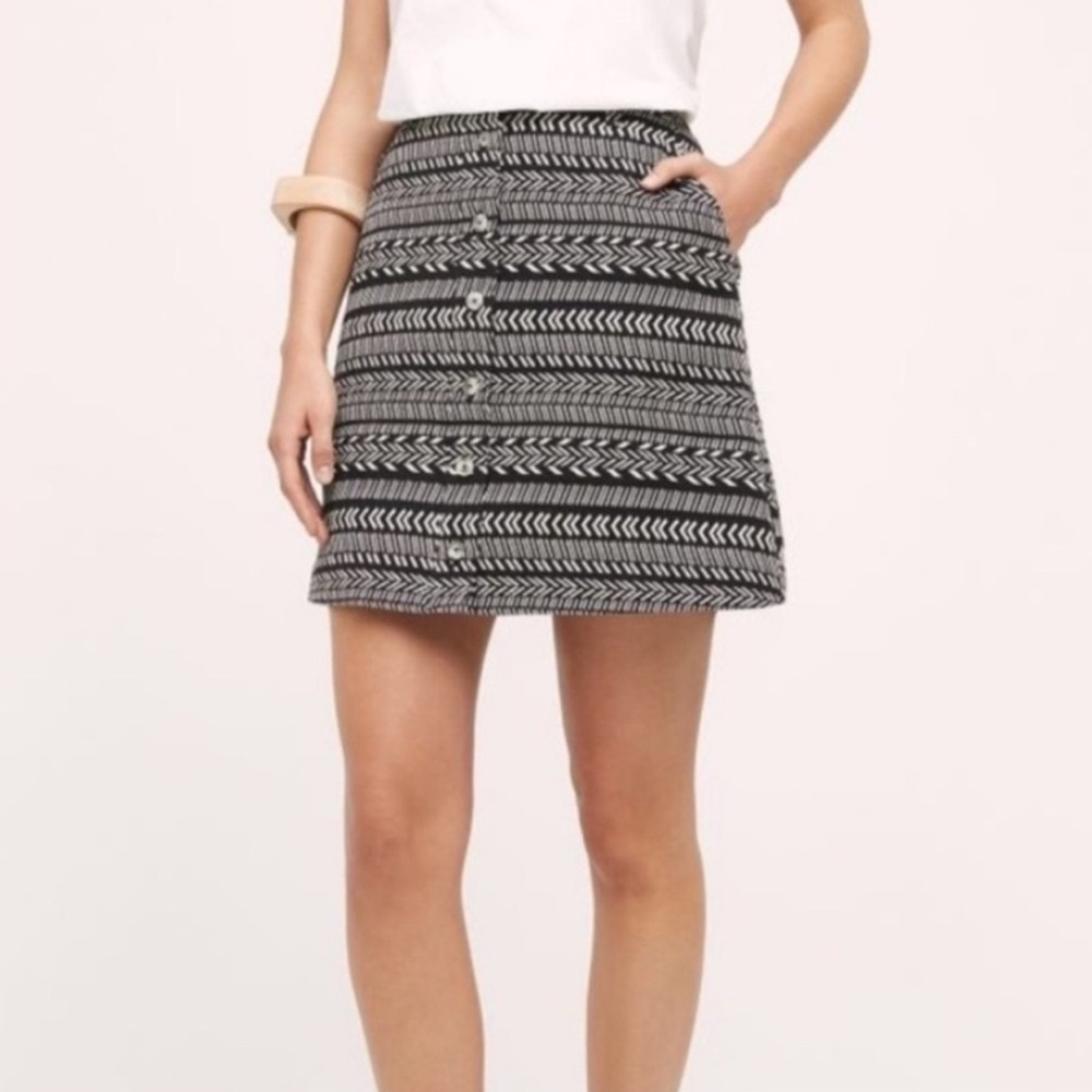 Chic Black and White Women's Mini Skirt